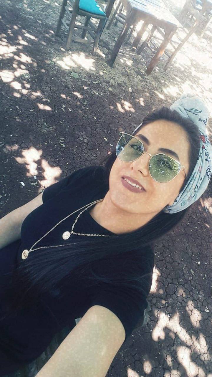 Seferihisar Escort Buse ile Esmer Güzelin Gizemli Derin Tutku Evreni