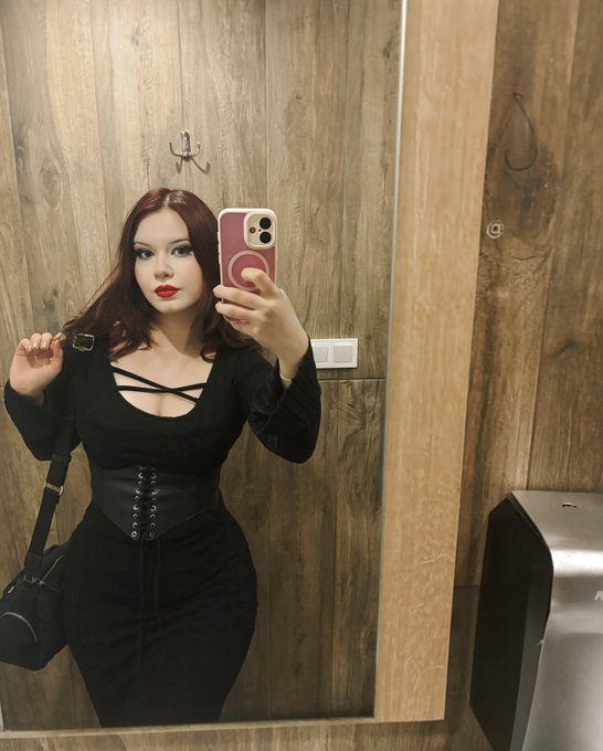 Elvankent Evi Olan Escort Merve ile Sikini Amının Modern Ateşinde Erit