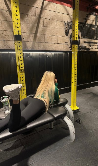 Torbalı Escort ile Zevkten Yatağı Titreteceksin