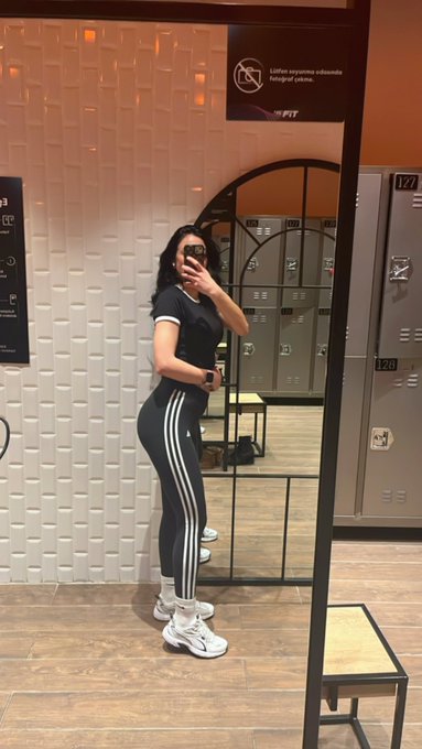 Bursa Escort Amıyla Yarrağı Zevkten Bayıltan Escortun Sokak Sikişi