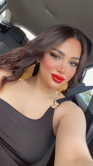 korkuteli escort yarrağını taşşaklarıyla roket yapıp amcık kozmosuna çaksın
