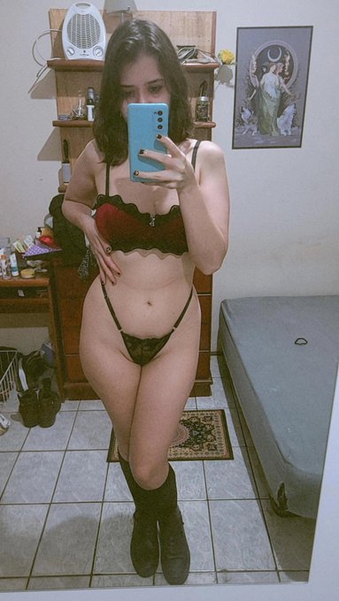 Dikmen Eskort Sevincin Tadi Selin ile Ogle Seruveni