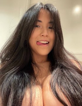 Keçiören Escort Ece ile Daiquiri ve Neon Kutu Serüveni