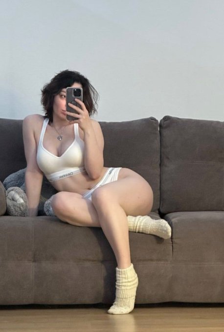 Balçova Escort Elmas Işıltısı Güzeli Selin ile Tutkulu Anlar
