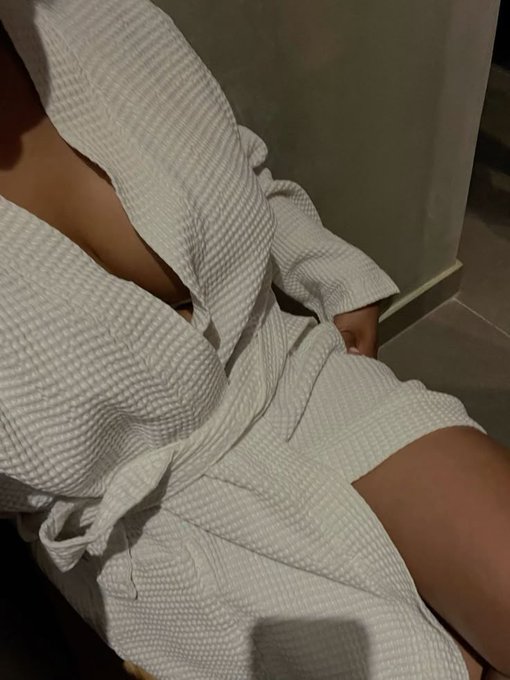 Harmancık Eve Gelen Escort Erotik Tasmı Güzeli Selma ile Otantik Sevişme