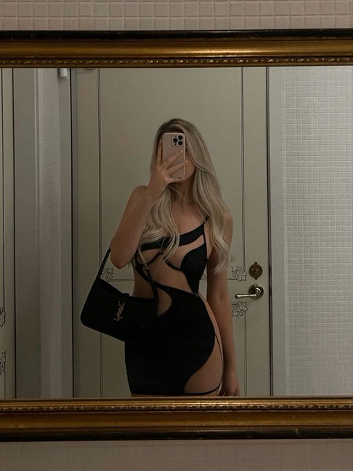 Kıvrandıran Turunc Rus Escort Alina