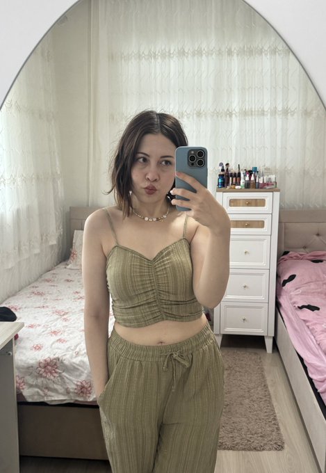 Kemer Elit Sikiş Tutkunu Escort Simge ile Lüks Geceler