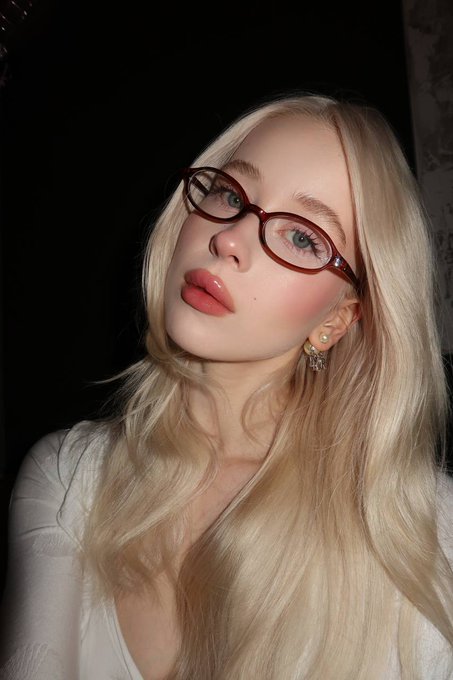 Kemer Merkez Sikis Tutkunu Escort Ebru ile Hareketli Geceler